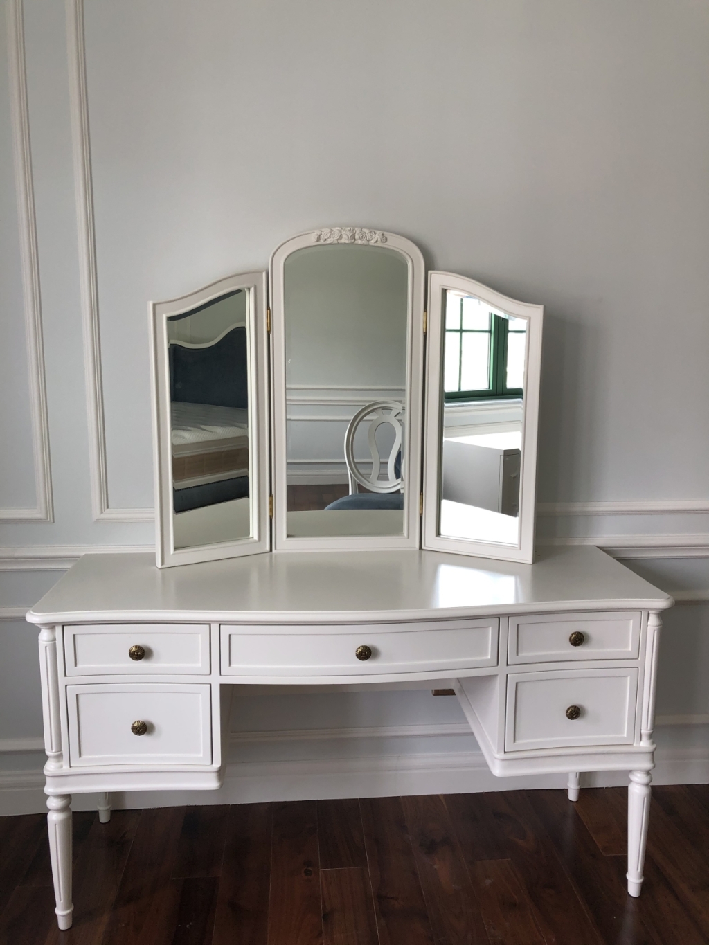 Biệt Thự Chateau  - Chị Quỳnh